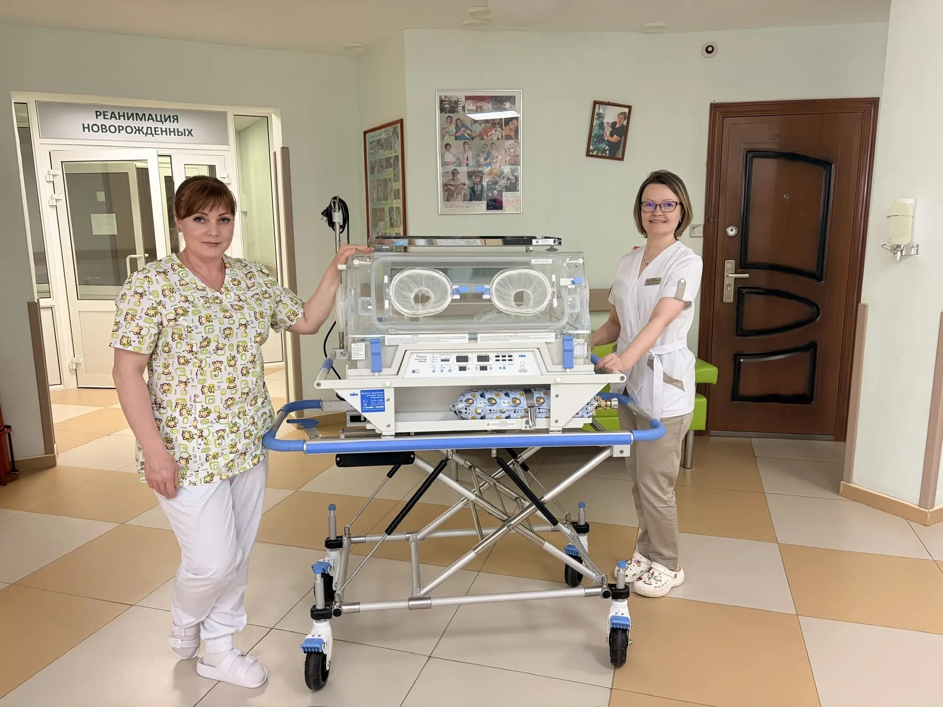 В ярославский перинатальный центр прибыл новый транспортный инкубатор