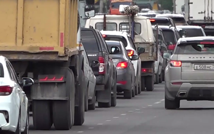 Жители Рыбинска могут бесплатно избавиться от старых автомобильных покрышек