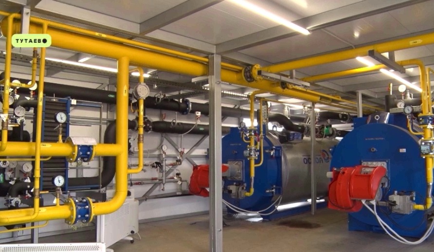 Часть города осталась без горячей воды: в Тутаеве устраняют аварию на котельной