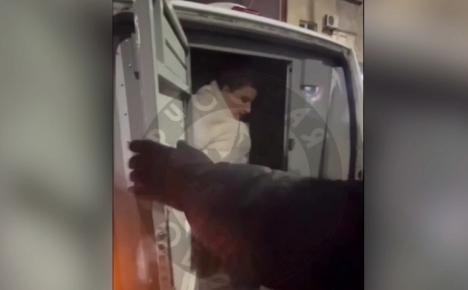 Скандальную мать школьницы задержали в Ярославле за угрозы в адрес учителя