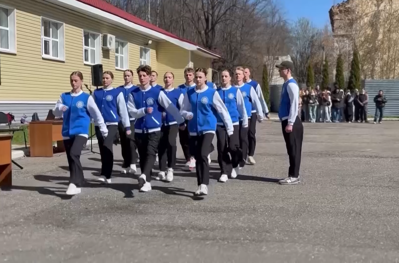 В Управлении Росгвардии по Ярославской области прошел смотр строя среди студентов