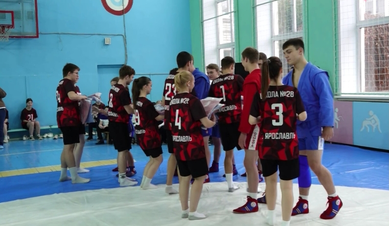 Новый зал для занятий самбо открылся в ярославской школе №28