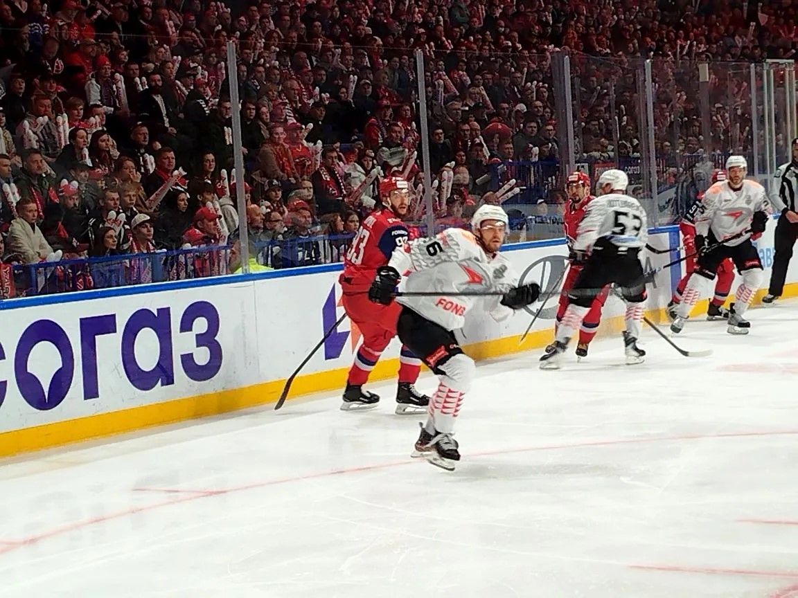 «Локомотив» сыграет третий матч полуфинала Кубка Гагарина с «Авангардом» в Омске