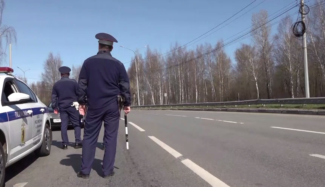 В Ярославле проверили пользователей электросамокатов и водителей с тонированными авто
