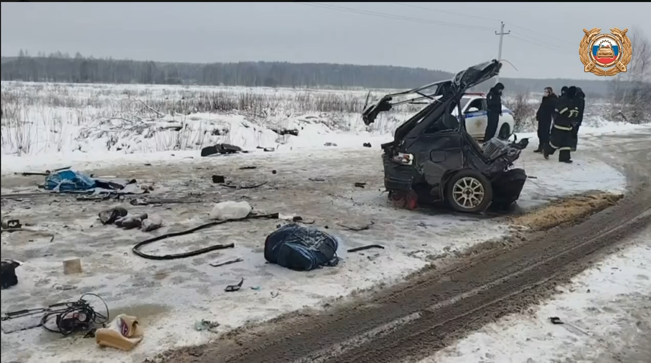 В Ярославской области произошло ДТП с погибшим и пятью пострадавшими
