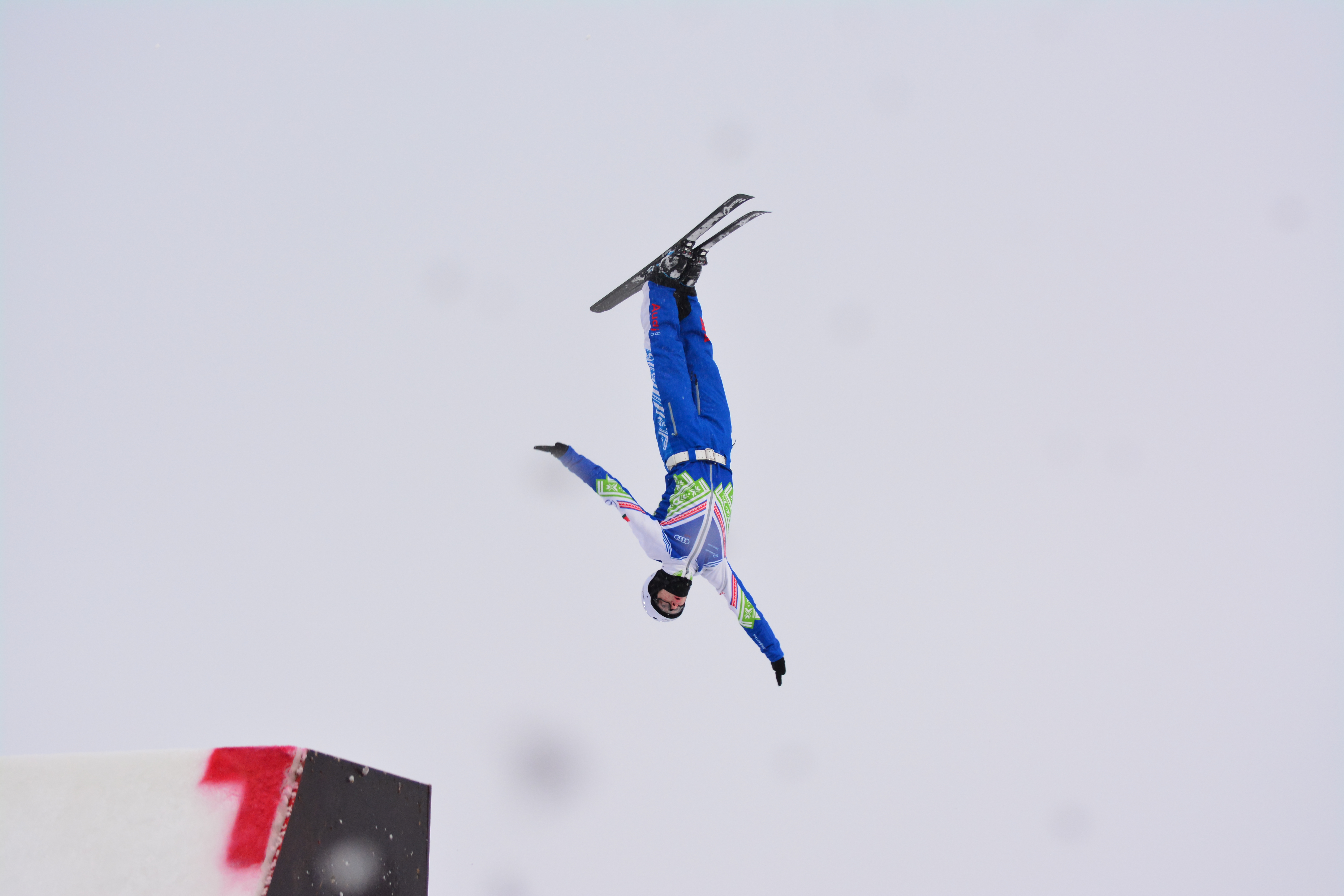 В «Подолино» стартовали сборы российских фристайлистов