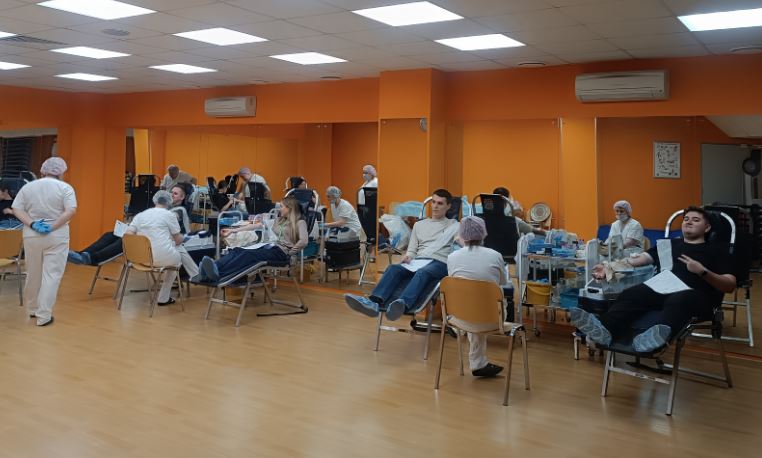 В Ярославском отделении Сбера прошел день донора с участием десятков сотрудников